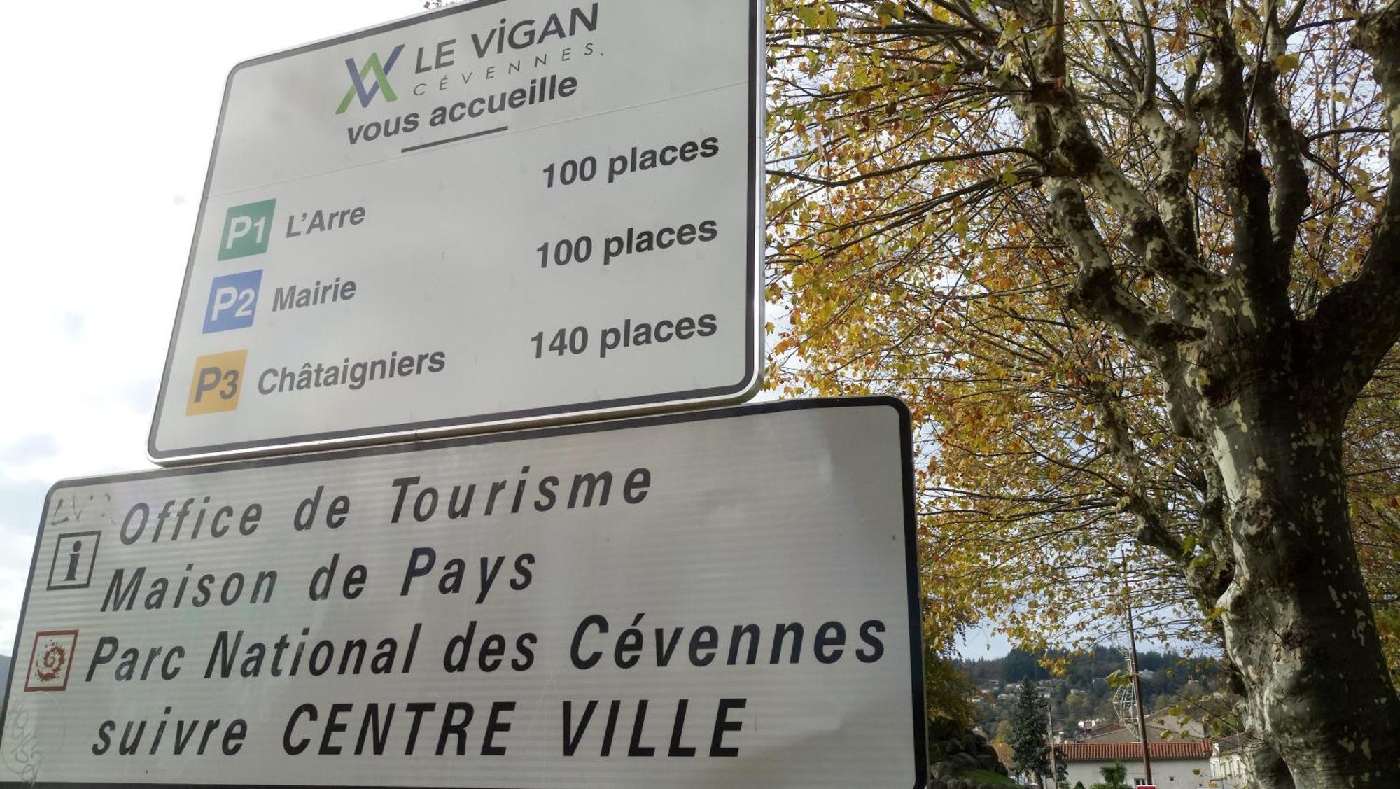 Le Moulin Aux Chandelles 2, Vacances & W-E, Vues Riviere, Montagne & Ville, Tout Confort Deconnecte, Eclairage Bougies, Connexions A 200M Au Centre Le Vigan Gite Les Amoureux De L'Arre, Randonnee Chemin De Saint-Guilhem-Le-Desert, Lire Profil Avant R Exterior photo